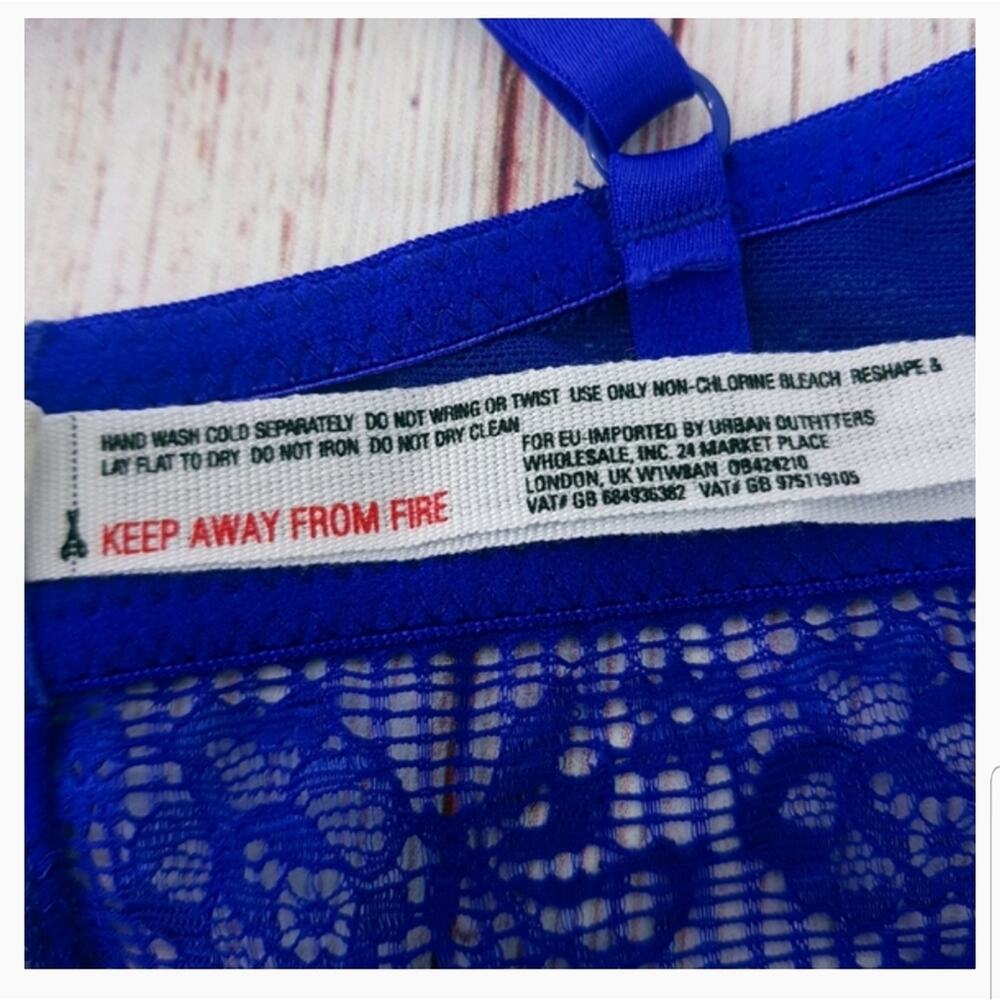 NWT Free People Get Off My Cloud Longline Lace Bra Cobalt Blue 32B - Picture 8 of 9